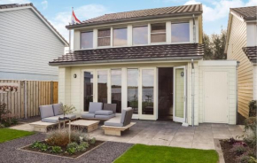 Stunning Home In Wieringerwerf With Wi-Fi